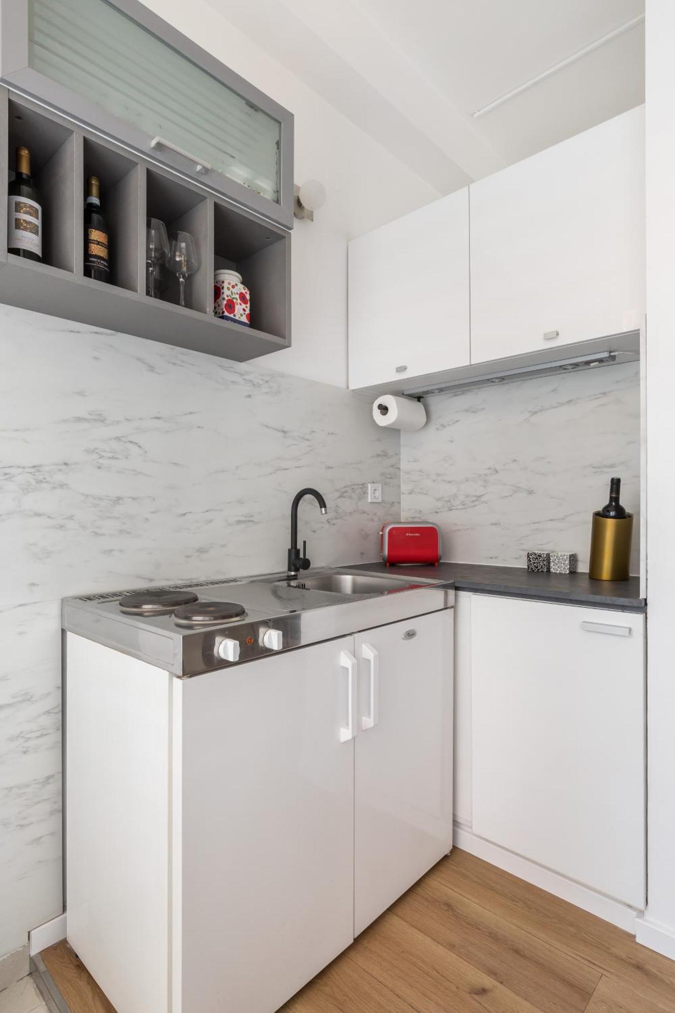 Apartment Modern Studio Near Znjan Beach สปลิท ภายนอก รูปภาพ