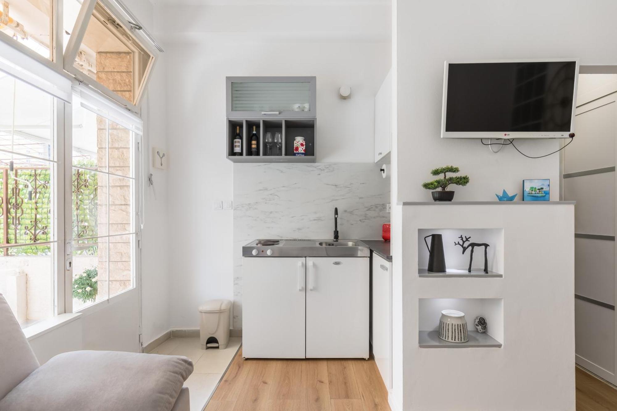 Apartment Modern Studio Near Znjan Beach สปลิท ภายนอก รูปภาพ